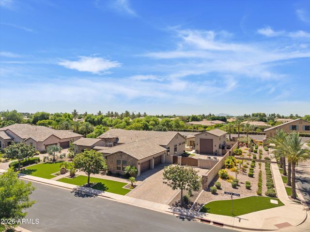 3325 E KNOLL Street, Mesa, AZ 85213