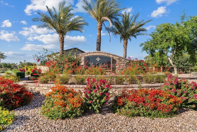 3325 E KNOLL Street, Mesa, AZ 85213