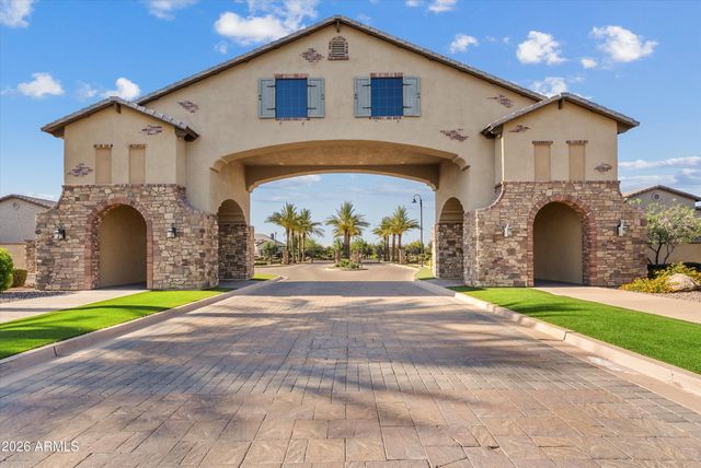 3325 E KNOLL Street, Mesa, AZ 85213