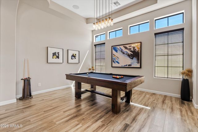 3325 E KNOLL Street, Mesa, AZ 85213
