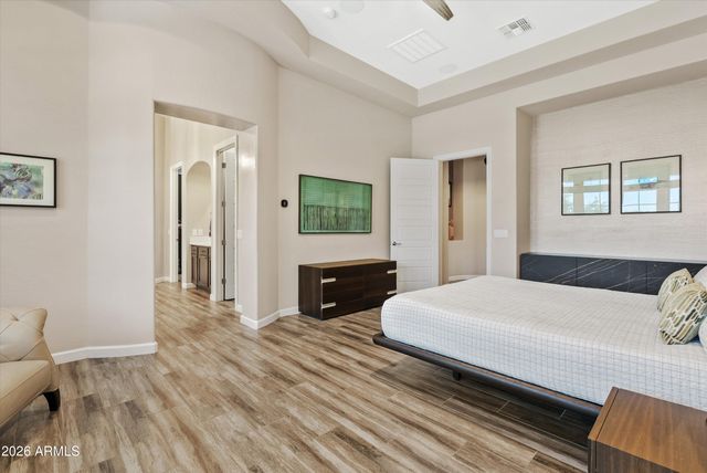 3325 E KNOLL Street, Mesa, AZ 85213