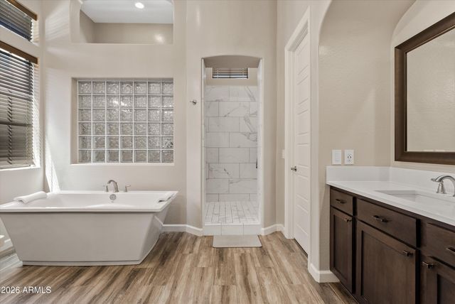 3325 E KNOLL Street, Mesa, AZ 85213