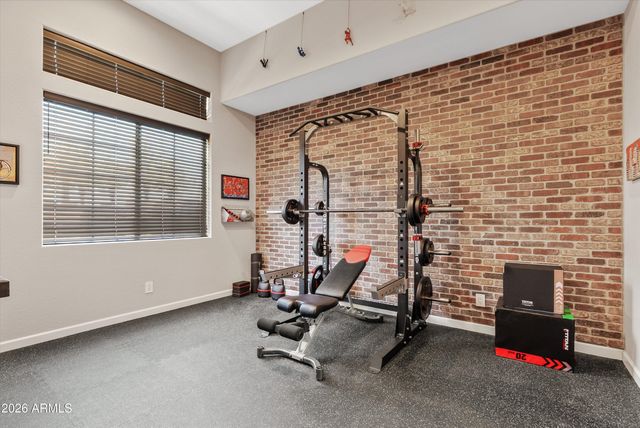 3325 E KNOLL Street, Mesa, AZ 85213