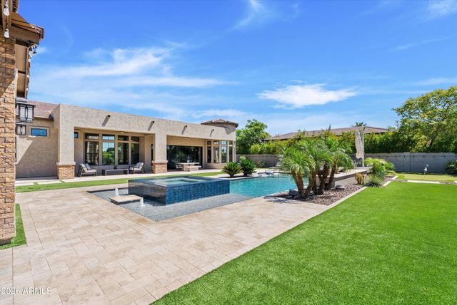 3325 E KNOLL Street, Mesa, AZ 85213