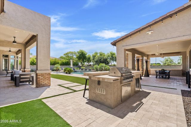 3325 E KNOLL Street, Mesa, AZ 85213