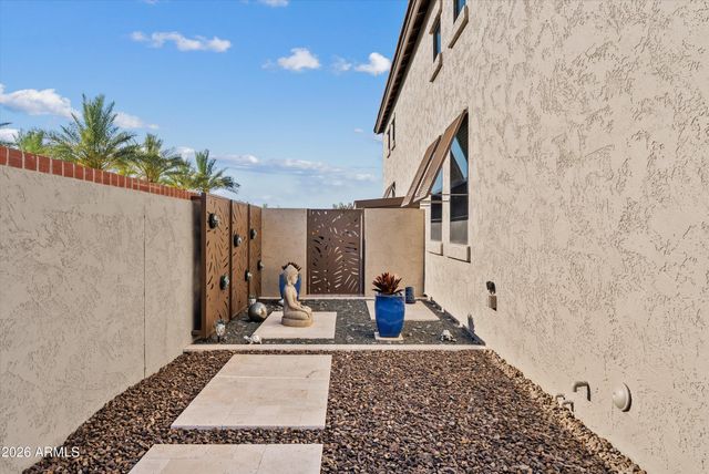 3325 E KNOLL Street, Mesa, AZ 85213