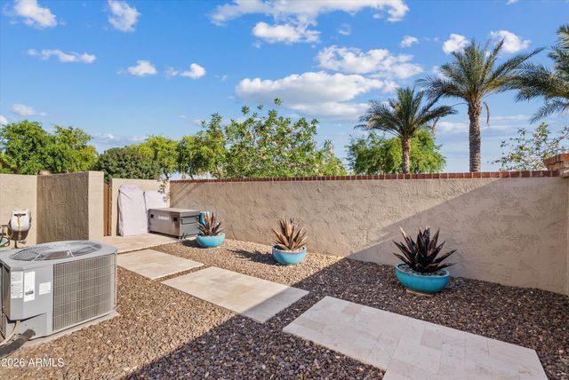 3325 E KNOLL Street, Mesa, AZ 85213