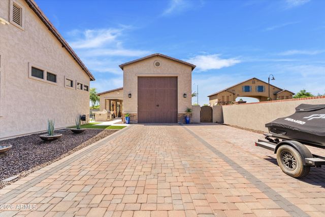 3325 E KNOLL Street, Mesa, AZ 85213