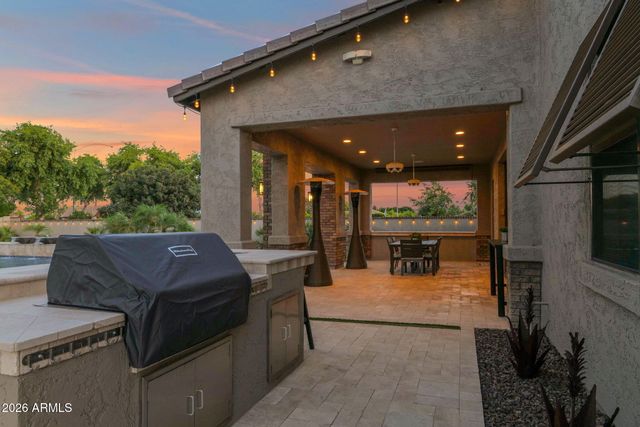 3325 E KNOLL Street, Mesa, AZ 85213