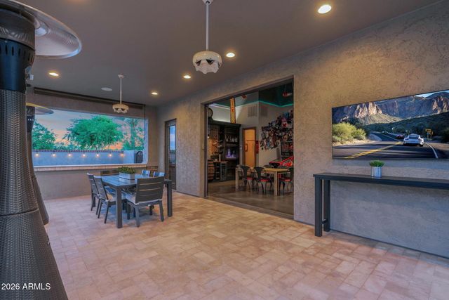 3325 E KNOLL Street, Mesa, AZ 85213