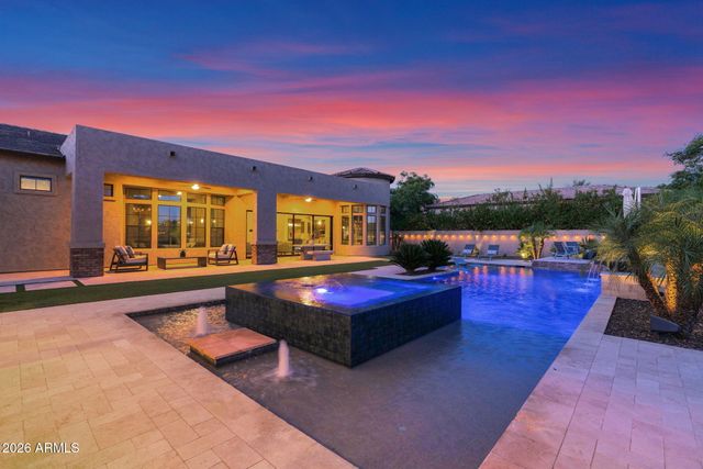 3325 E KNOLL Street, Mesa, AZ 85213