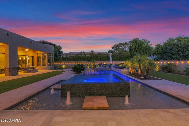 3325 E KNOLL Street, Mesa, AZ 85213
