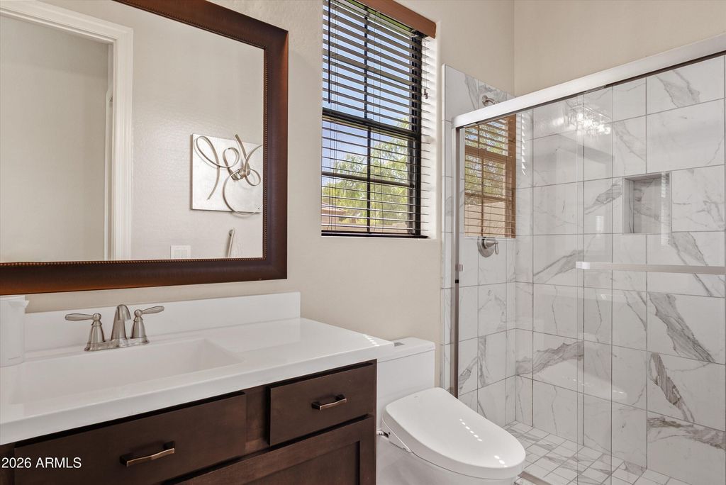 Image 20 of property listing at 3325 E KNOLL Street, Mesa, AZ 85213