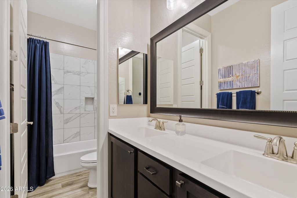 Image 46 of property listing at 3325 E KNOLL Street, Mesa, AZ 85213