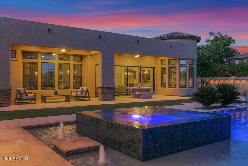Image 88 of property listing at 3325 E KNOLL Street, Mesa, AZ 85213