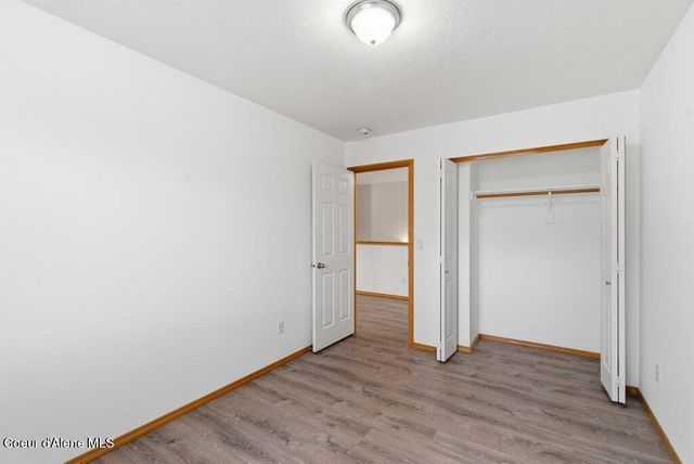 8312 N Courcelles PKWY, Hayden, ID 83835