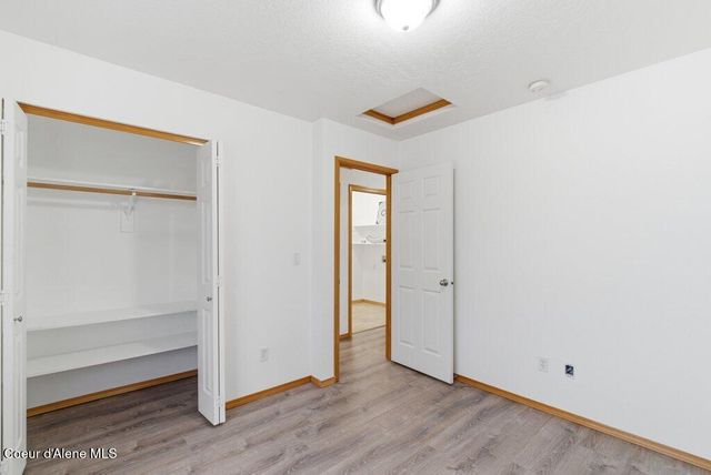8312 N Courcelles PKWY, Hayden, ID 83835