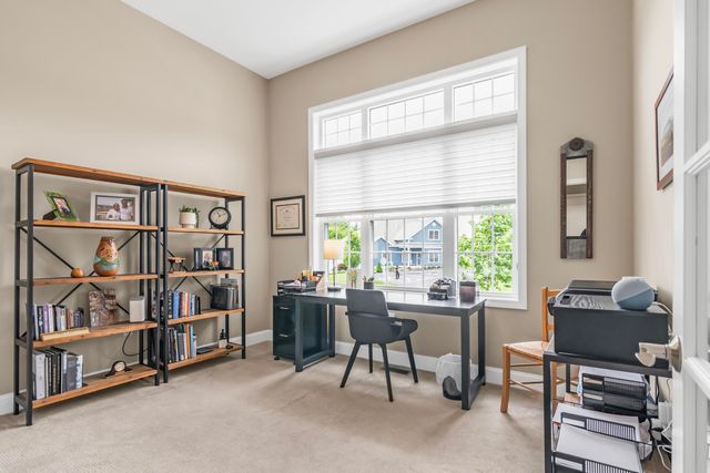 1 Honeycrisp Circle, Londonderry, NH 03053