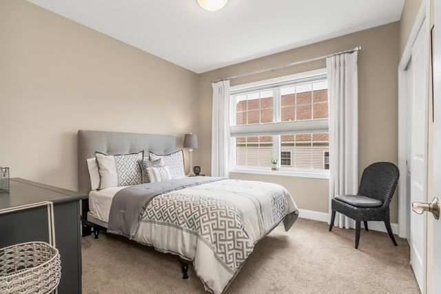 1 Honeycrisp Circle, Londonderry, NH 03053