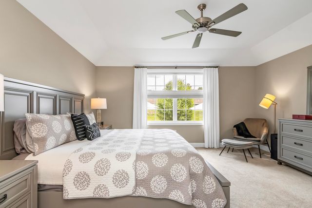 1 Honeycrisp Circle, Londonderry, NH 03053