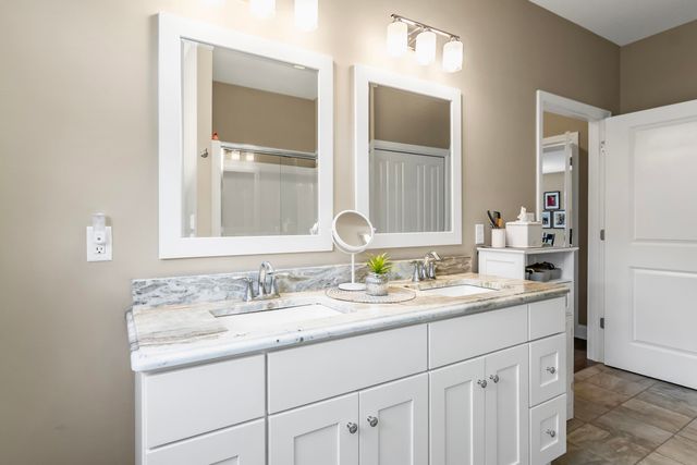 1 Honeycrisp Circle, Londonderry, NH 03053