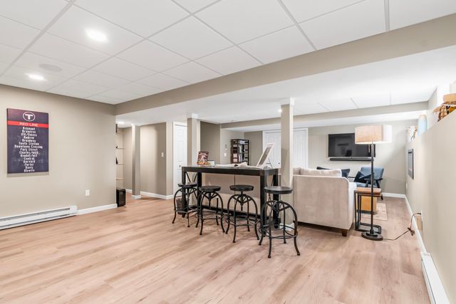 1 Honeycrisp Circle, Londonderry, NH 03053