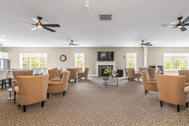 1 Honeycrisp Circle, Londonderry, NH 03053