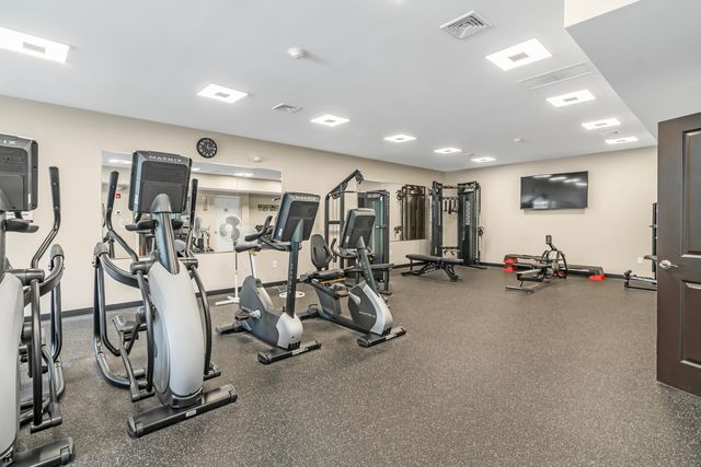 1 Honeycrisp Circle, Londonderry, NH 03053