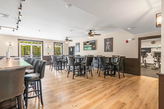 1 Honeycrisp Circle, Londonderry, NH 03053
