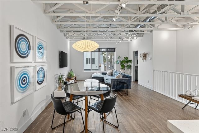 2861 Blue Key Court 2, Las Vegas, NV 89123