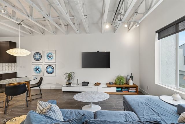 2861 Blue Key Court 2, Las Vegas, NV 89123