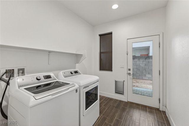 2861 Blue Key Court 2, Las Vegas, NV 89123