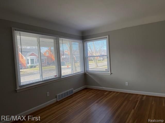 22921 Gaukler Street, Saint Clair Shores, MI 48080