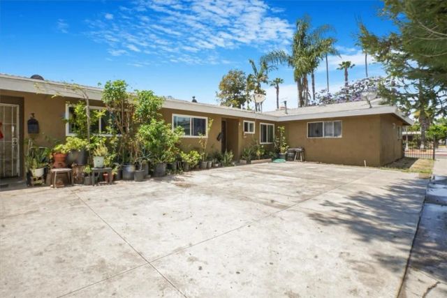 11712 Stuart Drive, Garden Grove, CA 92843