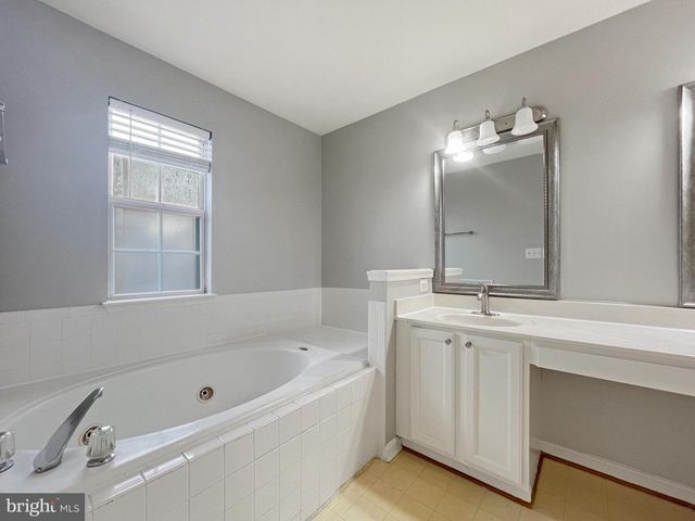 2473 SUGAR MILL WAY, Herndon, VA 20171