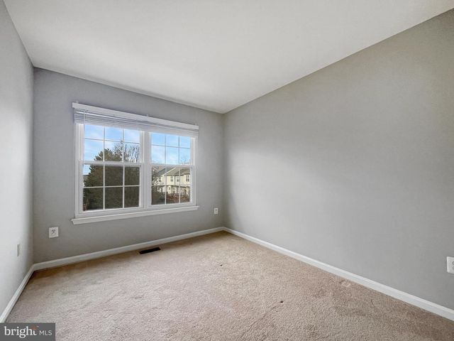 2473 SUGAR MILL WAY, Herndon, VA 20171