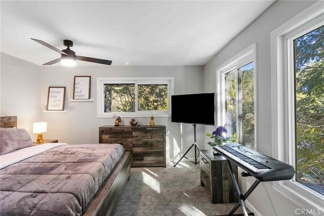 24649 Valle Drive, Crestline, CA 92325