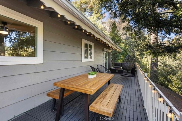 24649 Valle Drive, Crestline, CA 92325