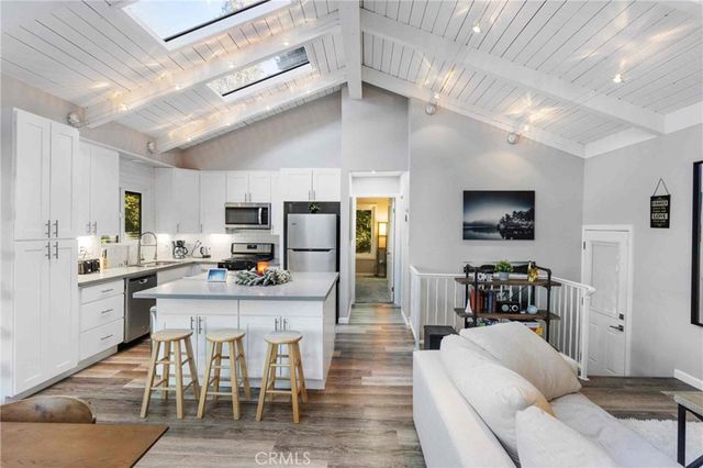 24649 Valle Drive, Crestline, CA 92325