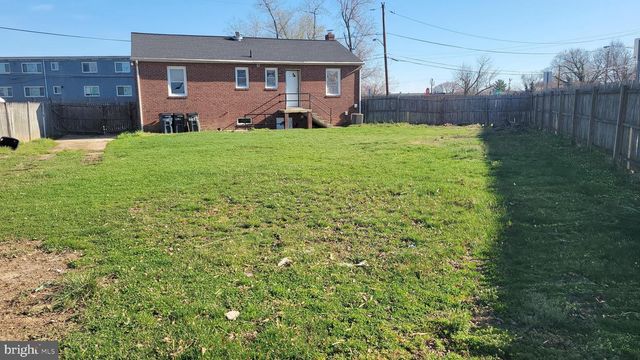 3217 RANDALL RD, Suitland, MD 20746