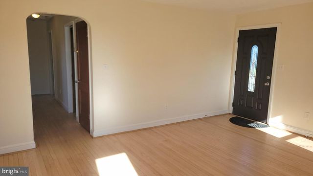 3217 RANDALL RD, Suitland, MD 20746