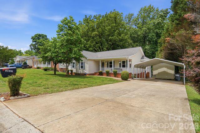 1037 Wilkerson Street, Belmont, NC 28012