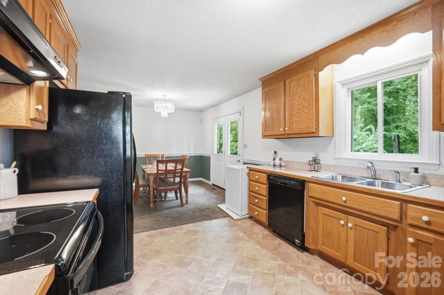 1037 Wilkerson Street, Belmont, NC 28012