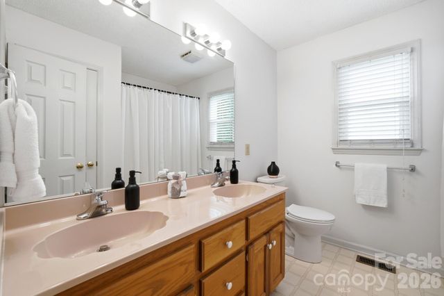 1037 Wilkerson Street, Belmont, NC 28012