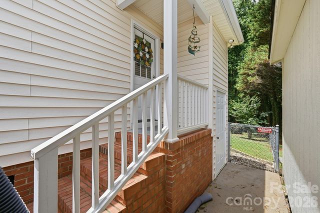 1037 Wilkerson Street, Belmont, NC 28012