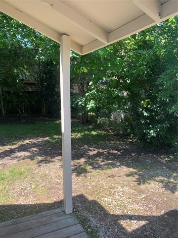 1513 16th Street 4, Huntsville, TX 77340