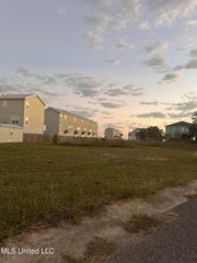114 Sea Oaks Boulevard, Long Beach, MS 39560