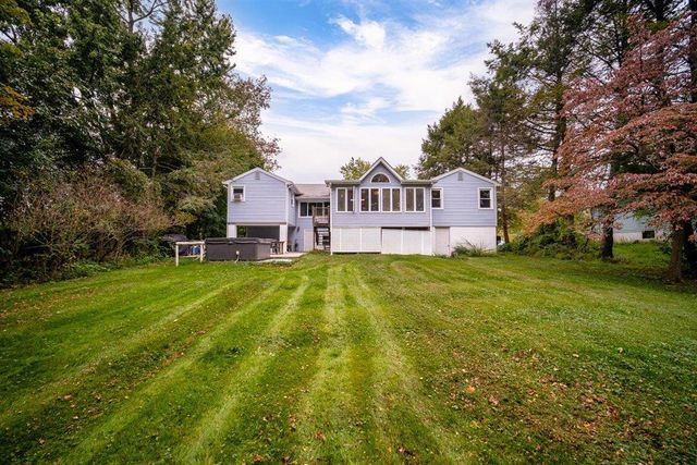4 Tappan Drive, Monroe, NY 10950