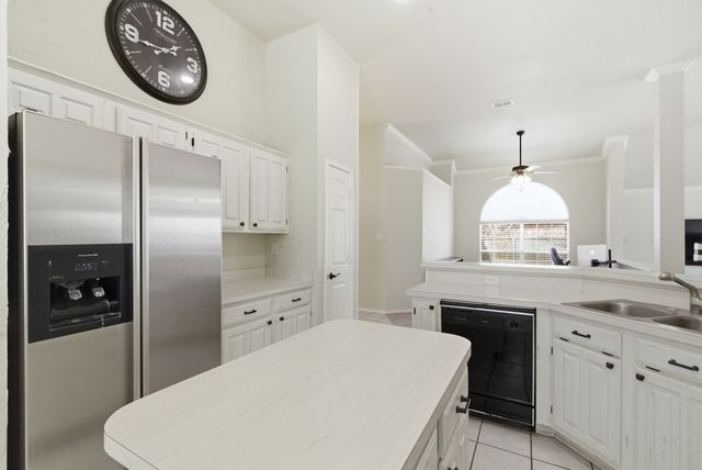 5520 Tularosa Drive, Fort Worth, TX 76137