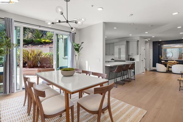 6839 6839 Sherwick Dr, Berkeley, CA 94705